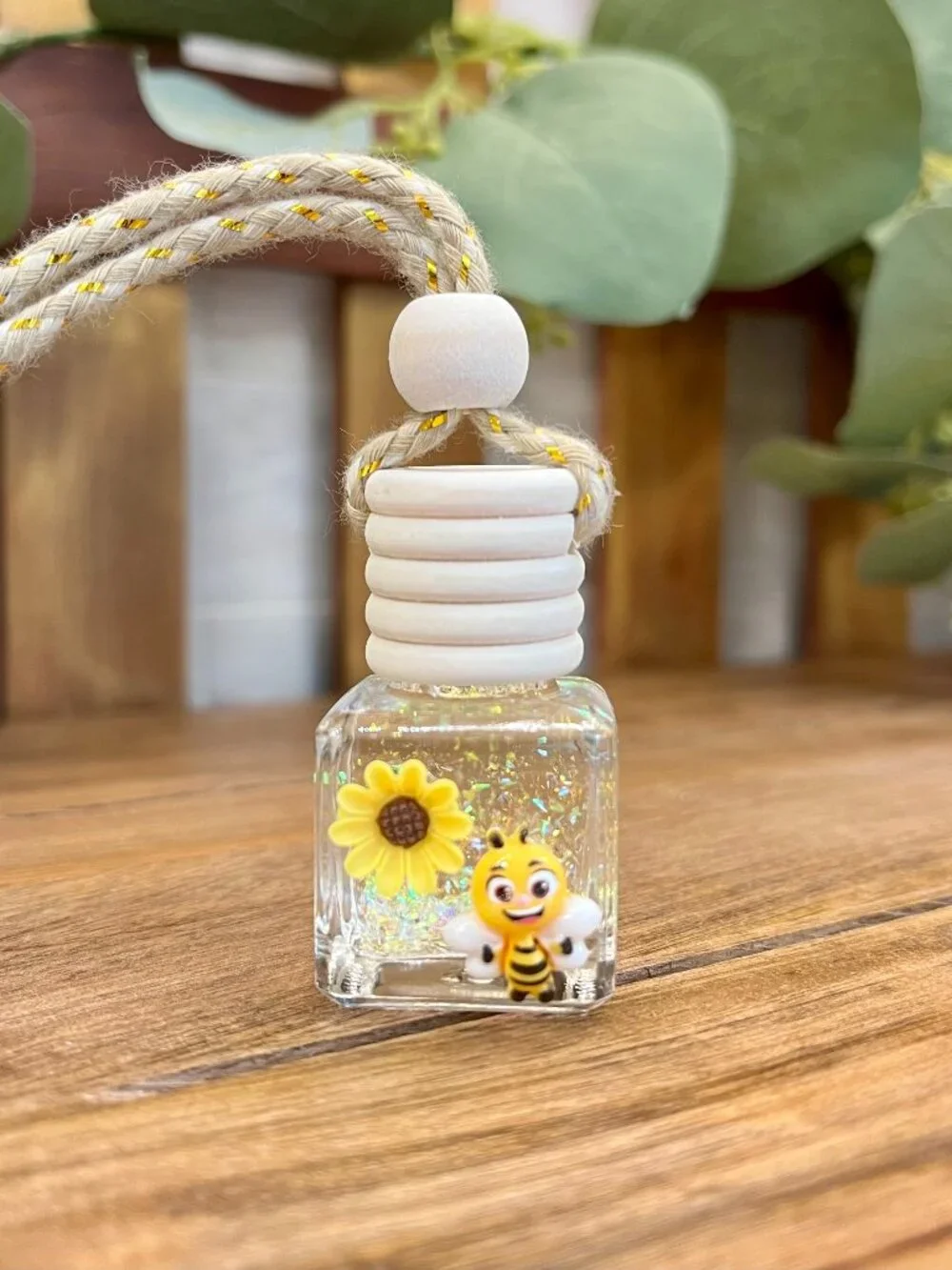Bee Hanging Car Oil Diffuser, Bee Car Air Freshener, Fragrance Oil, Car Charm